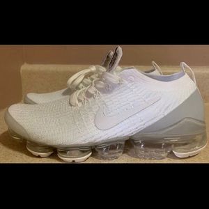 Nike vapormax flyknit 3 women's us 9.5